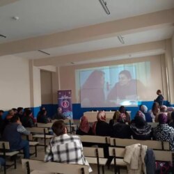 Kars’ta Jandarma, Anne Adaylarına Narkotik Eğitimi Verdi